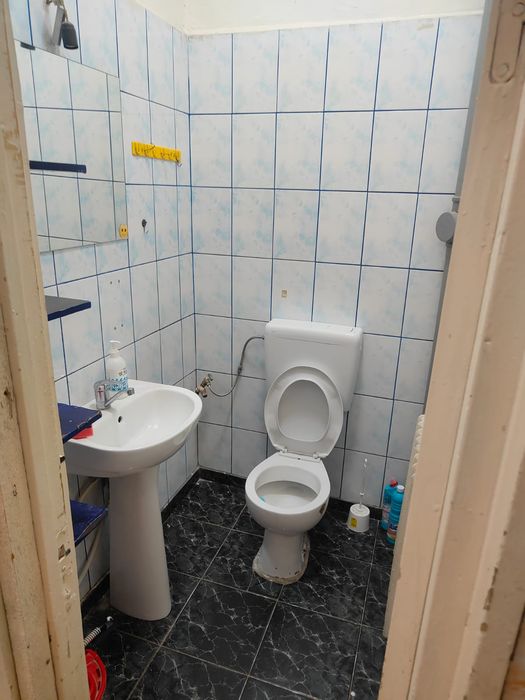 De inchiriat spațiu comercial la parterul blocului