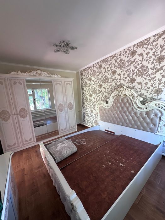 Продам спальни гарнитур