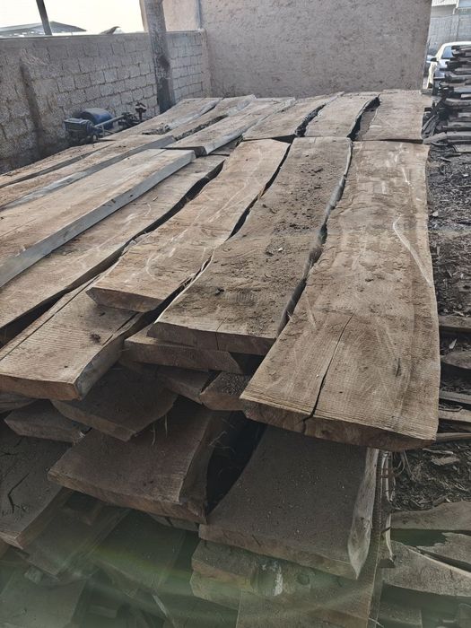 Taxtala bor yasin chinor