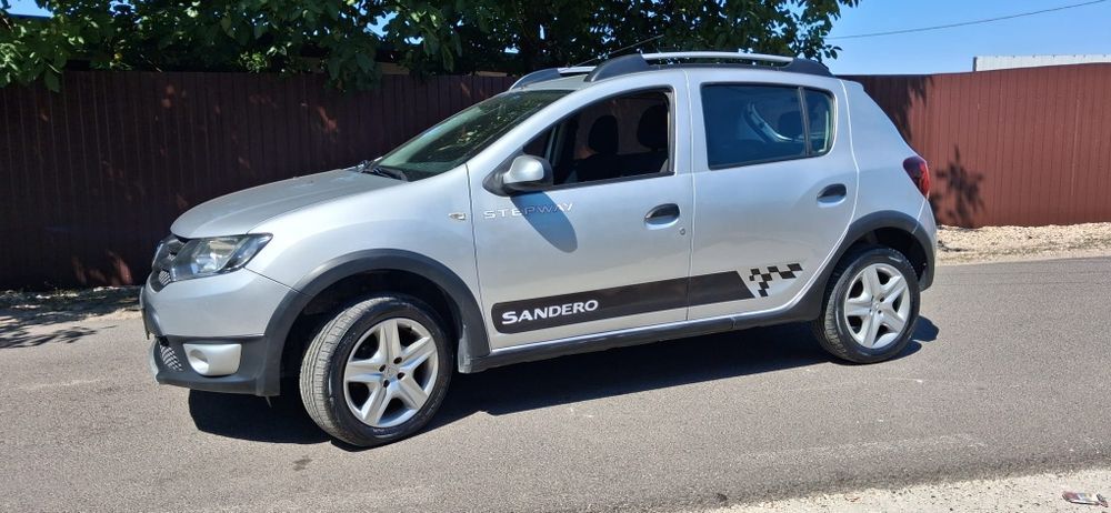 Dacia Sandero Stepway 0.9 tce  an 2014 ac recent adusa