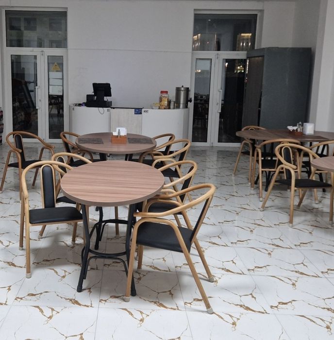 Столы со стульями