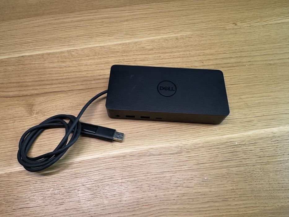 Docking station Dell D6000 defect