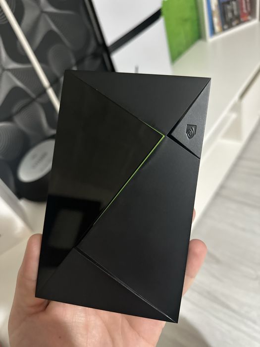 Nvidia Shield TV Pro 4K HDR - Model 2019 - Stare impecabilă (Full Box)