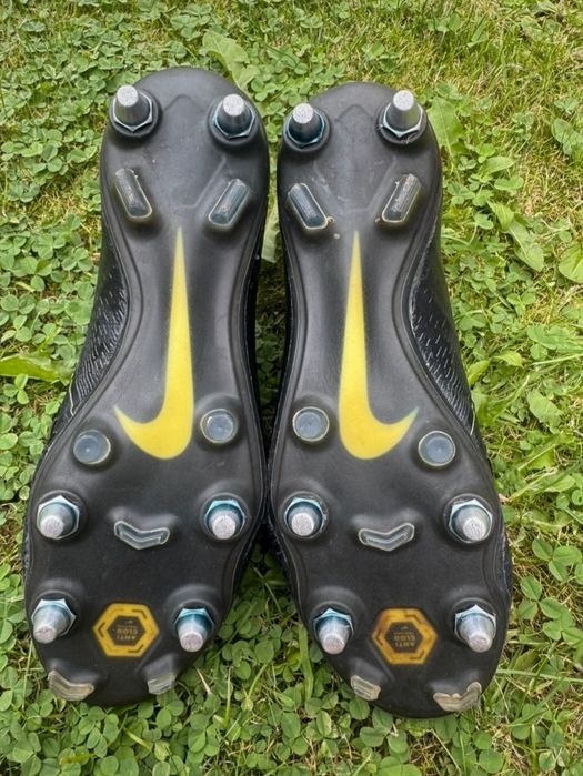 Nike Phantom Venom Elite Anti-Clog SG