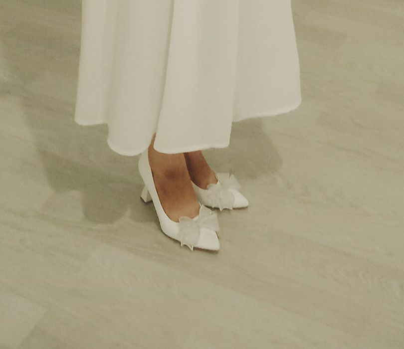 женский туфли ..