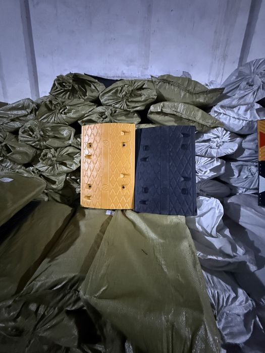 Лежачий полицейский