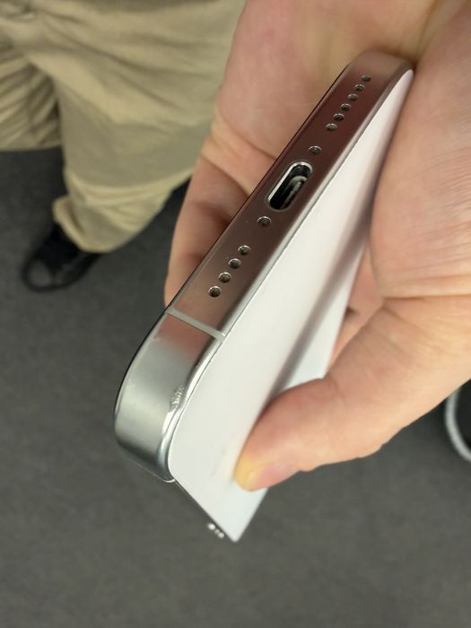 iPhone 16 Pro Max White Titanium 512GB eSim