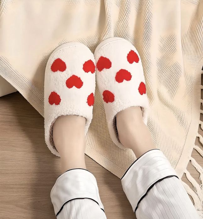 Тапочки теплые новые .