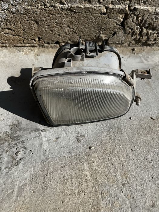 Противотуманные фары Mercedes 210 Лупарик