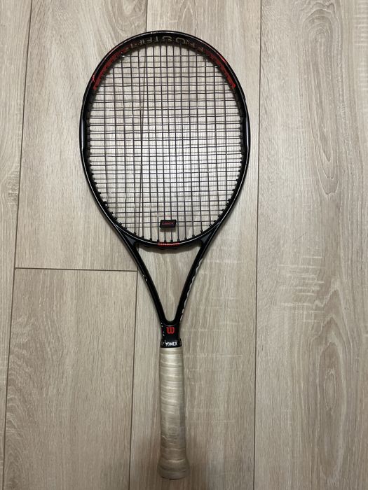 Теннисная ракетка Wilson + виброгаситель Tecnifibre