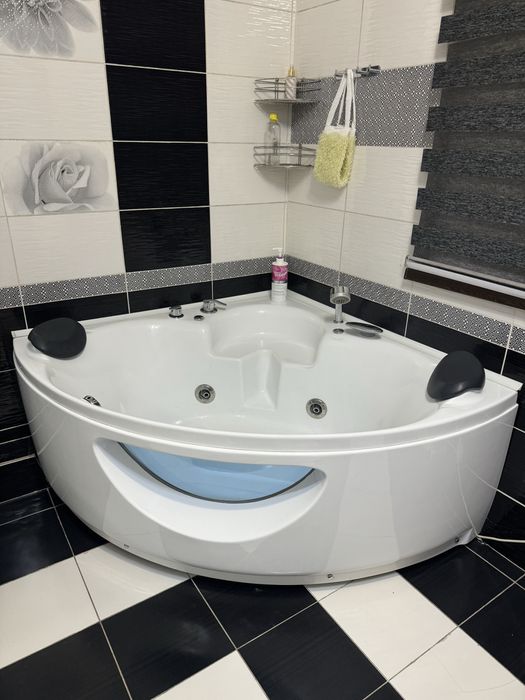 Джакузи с гидромассажом