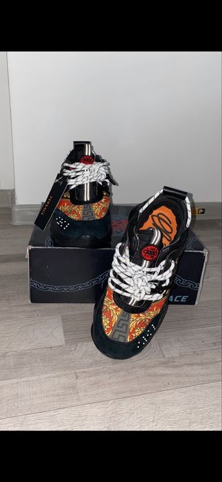 Adidasi versace chain reaction 2026
