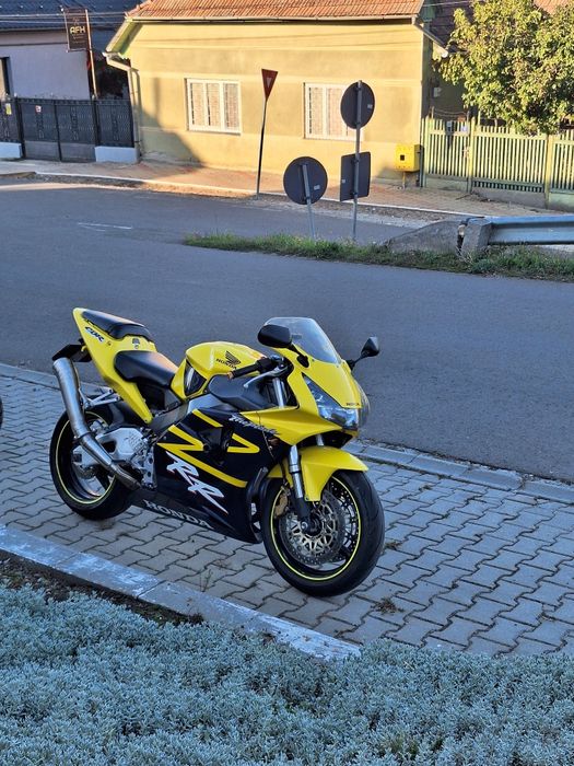 Honda CBR 954RR FireBlade