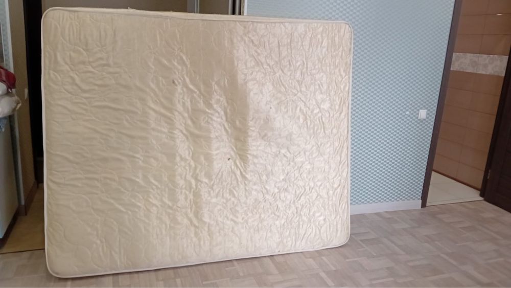 Прдам матрац 160*200