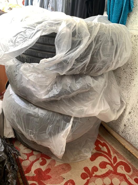 Продам шина от kia cerato