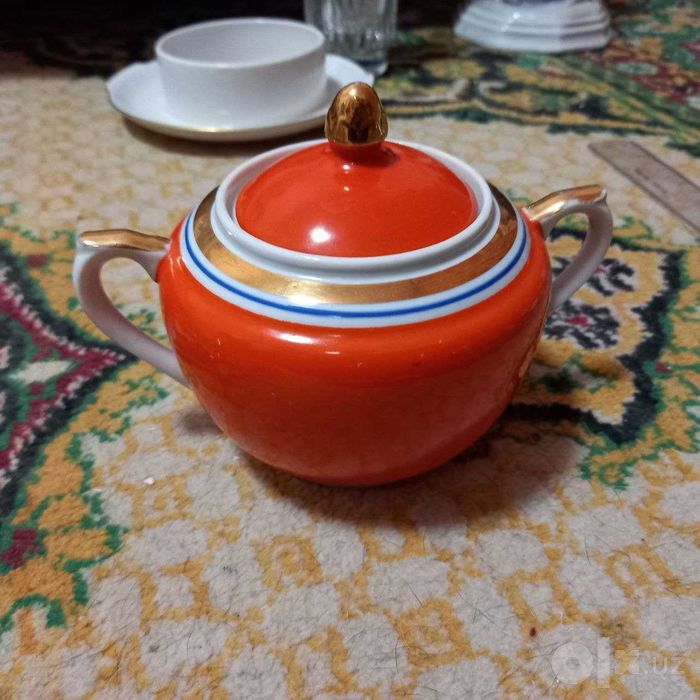 Продам сахарницы фарфоровые