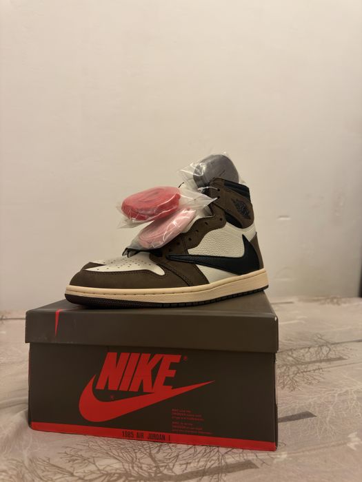 Air Jordan 1 Travis Scott Mocha High