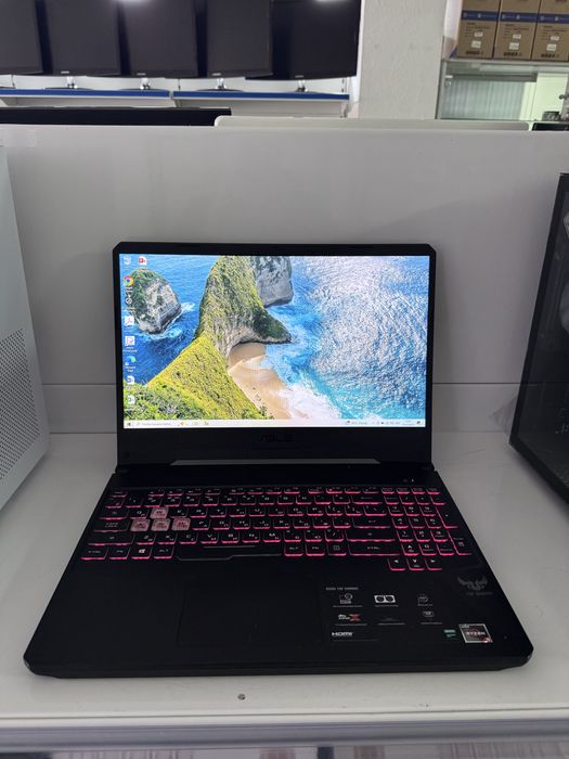 Игравой мощный ноутбук Asus