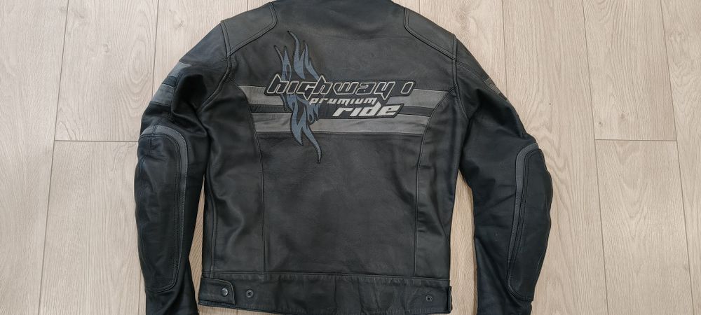 Мото екипировка различни модели