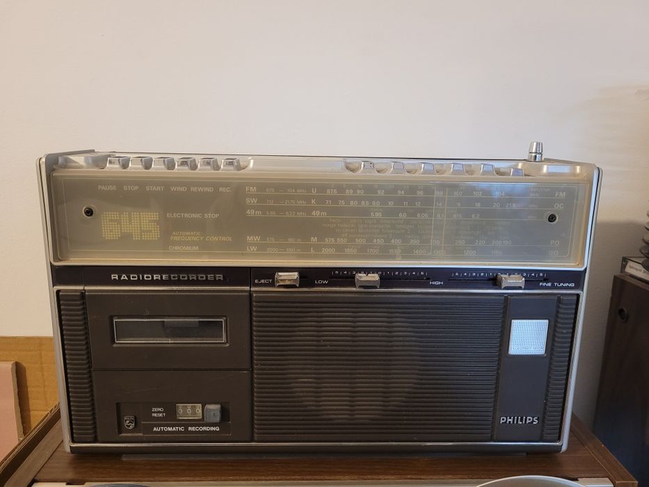 Radiouri portabile Grundig Sharp Philips (boombox)
