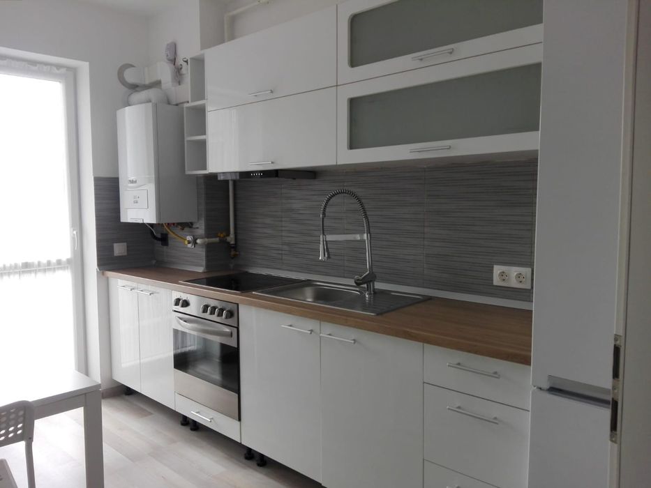 Vând 2 garsoniere identice avangarden3