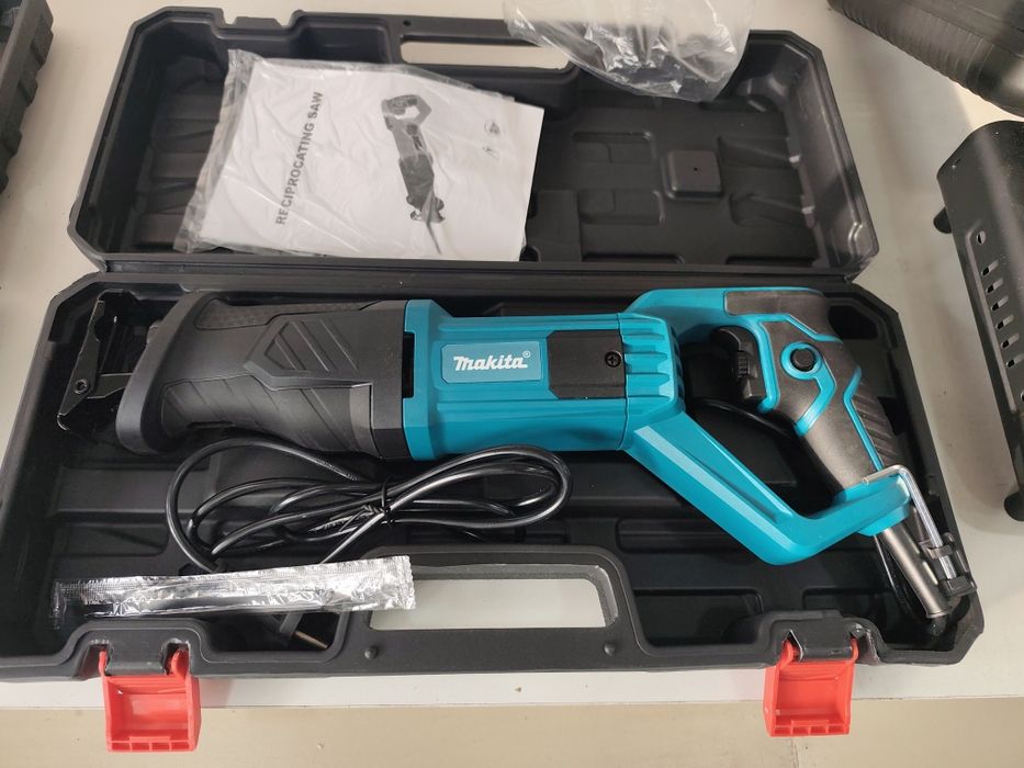 Сетевая  сабельная пила Makita, 750Вт