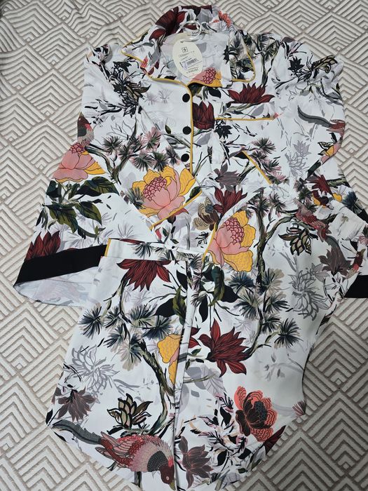 Костюм в пижамной стиле