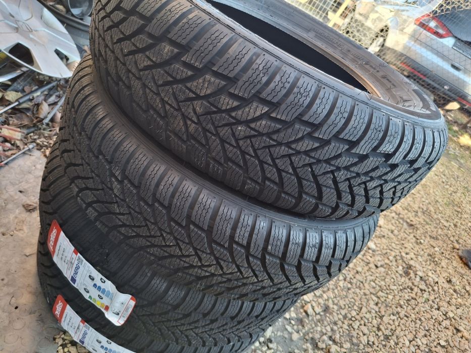 4 бр. Чисто нови зимни гуми Petlas 185/65/15