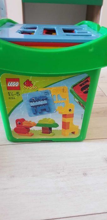 Jucarii si lego duplo.