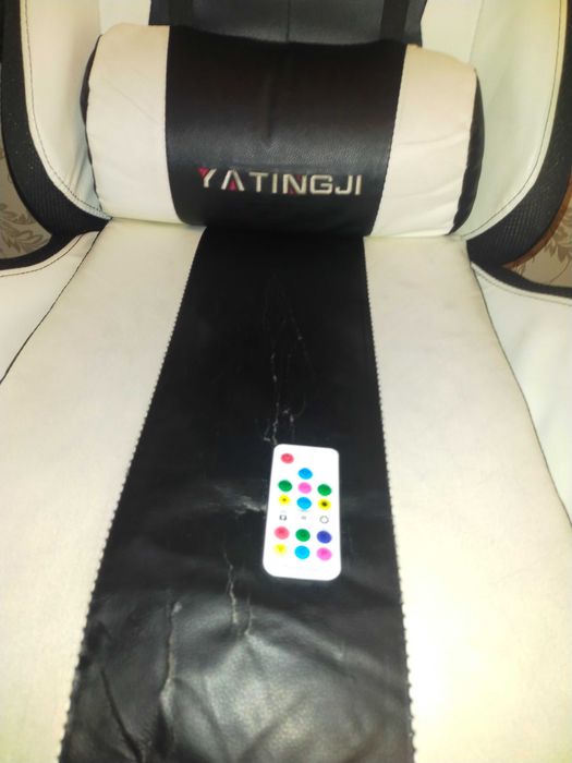 Продам игровое кресло