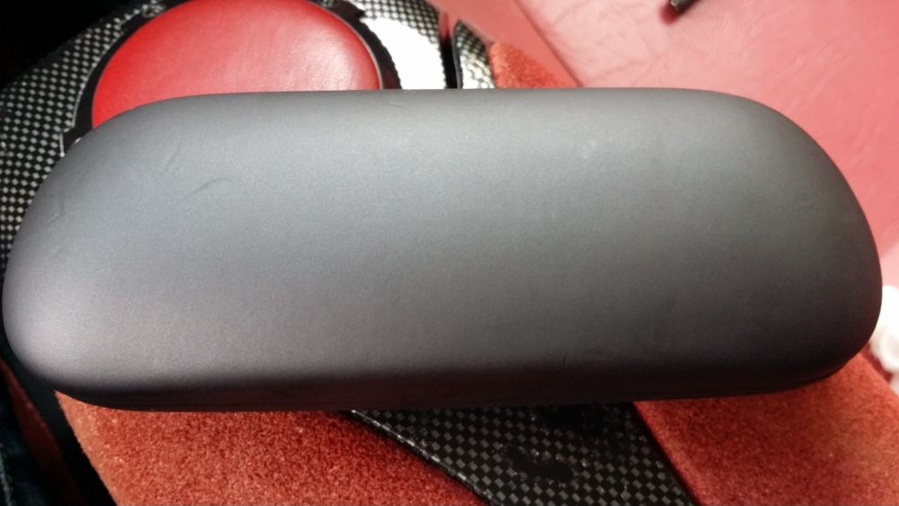 Silhouette Toc Etui Ochelari