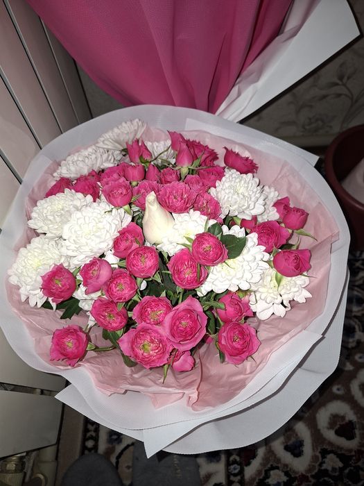 Цветы, гүлдер бар