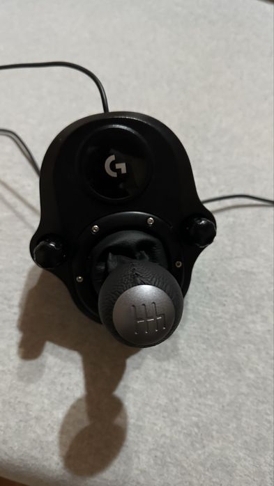 Vand volan gaming g923