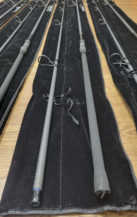 Set 3 Lansete EastShark Warrior 3.90 m / 3.75 lbs 2 Seg Model NEW