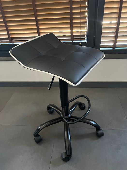 Бар стол на колелца Париж + 24м гаранция и безплатна доставка