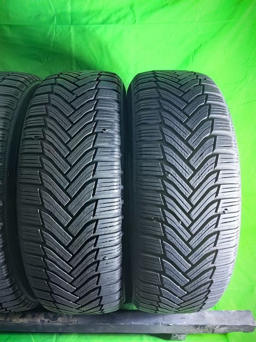 215/65R16 Michelin 6,84-6,1mm stare foarte bună fără defecte