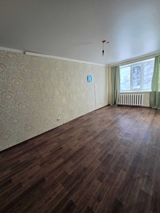 1 ком кв на Шанхает, бывш МСО, 1981 кирпич, 1/5 этаж 41 кв.м