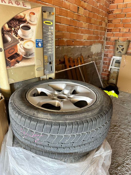 Комплект 17" алуминиеви джанти със зимни гуми 235/55 R17 5х120