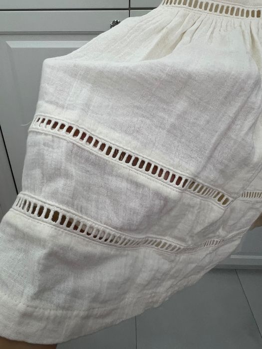 Vand rochie cu broderie pentru fete 9-16 ani