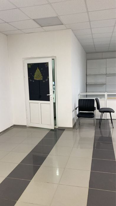 Сдам коммерческое помещение в аренду