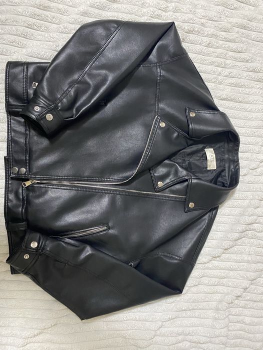 Продам кожанку, за 14 к