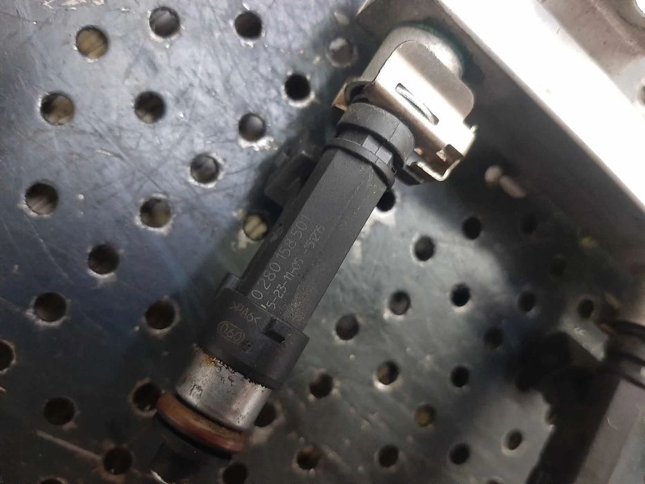 rampa cu injectoare 1.0 b z10xep opel corsa c corsa d 0280158501