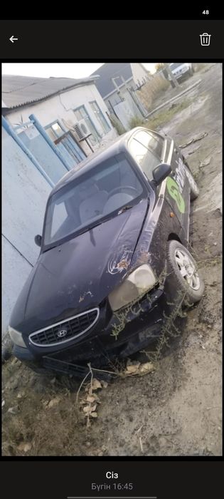 Hyundai accent 2005