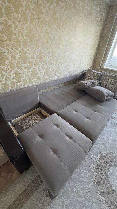 Диван раскладной, 3 метра