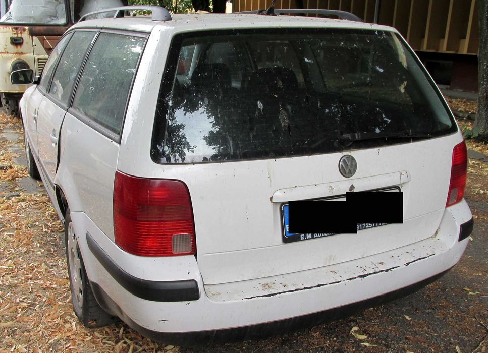 VW Passat 4 / Пасат 4 1999, 1,6 на части - ниски цени
