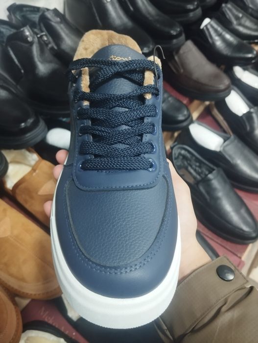 Christian Louboutin Lux sfati