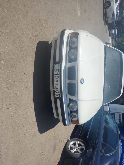 Продам BMW в хорошем состоянии