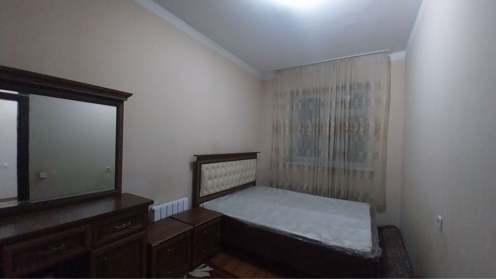 23 kvartal Farxod bozoriga yaqin joyda Navastroyka uy sotiladi