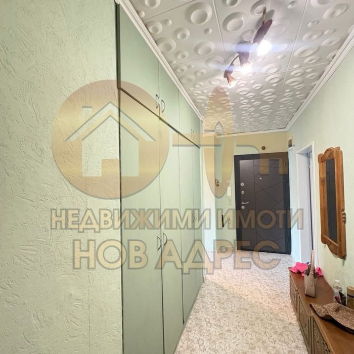Продава се Четиристаен апартамент в Търговище, Център - 105 кв.м за 1477 €/кв.м - Снимка #7