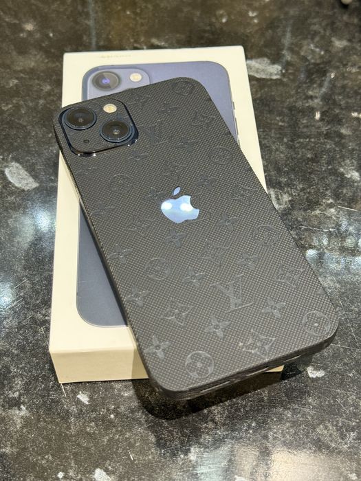 Продается iPhone 13